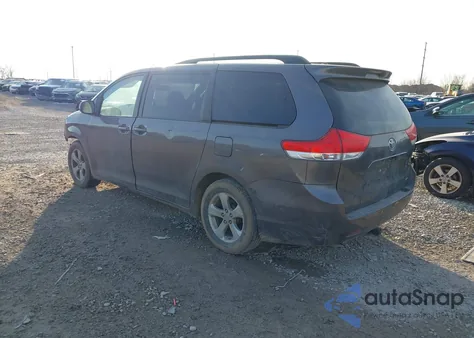 2014 Toyota Sienna Le V6 8 Passenger from USA, damaged, VIN 5TDKK3DC6ES474855